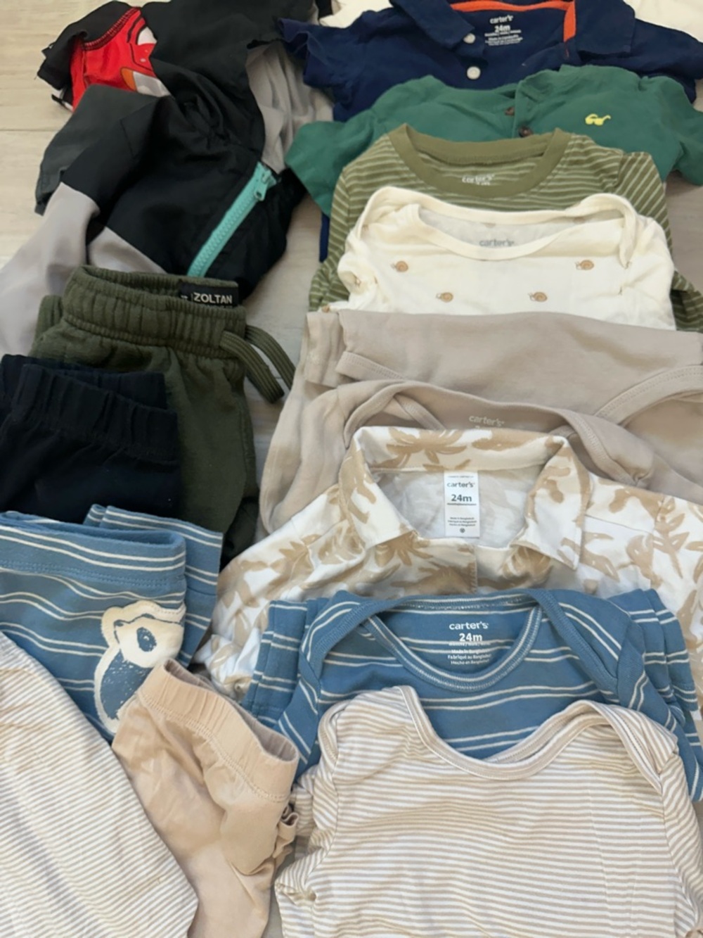 HUGE BOYS 24 MONTH CARTERS BUNDLE